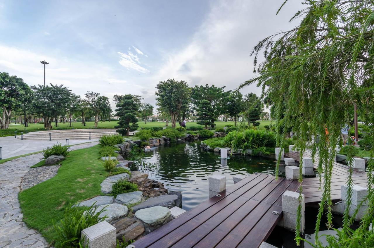Luxury Vinhomes Central Park Humi Apartment Хошимин Екстериор снимка