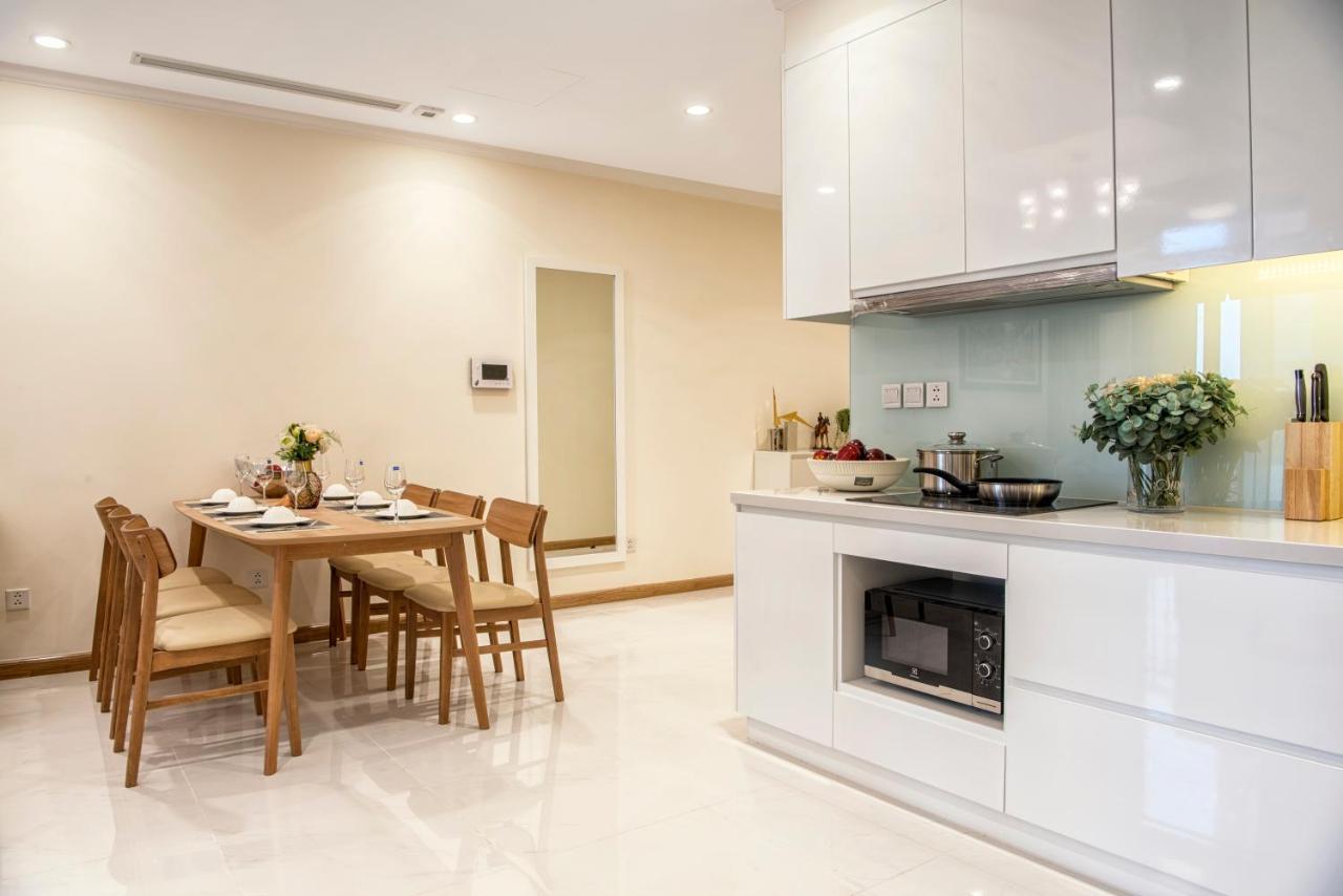 Luxury Vinhomes Central Park Humi Apartment Хошимин Екстериор снимка